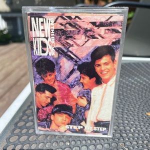 👾 Vintage New Kids On The Block Step By Step 1990 CBS Records Cassette Tape 👾